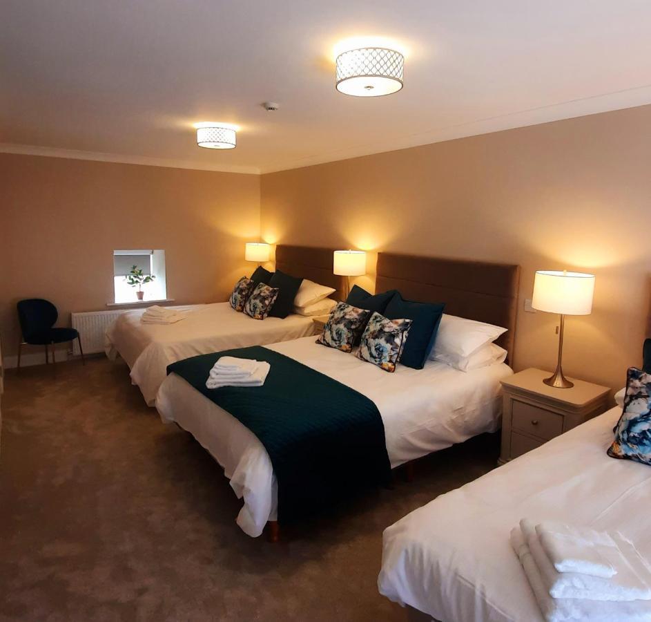 The Dolphin Hotel Crossmolina Zewnętrze zdjęcie