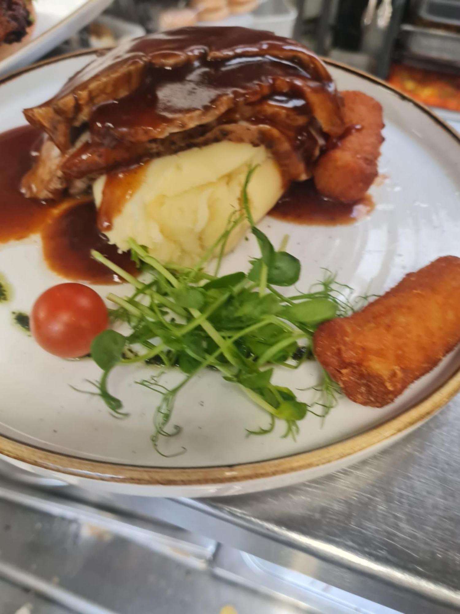 The Dolphin Hotel Crossmolina Zewnętrze zdjęcie