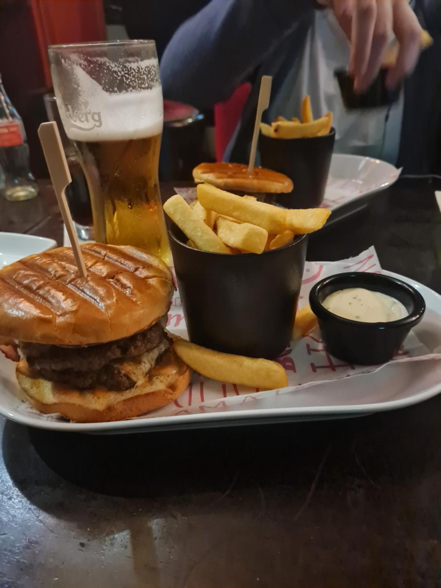 The Dolphin Hotel Crossmolina Zewnętrze zdjęcie